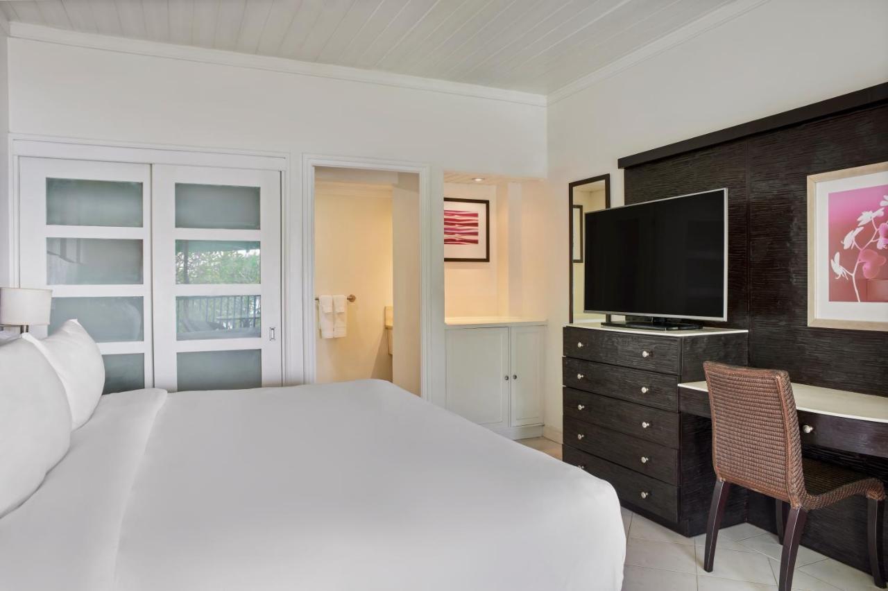 Crystal Cove By Elegant Hotels - All-Inclusive Saint James Esterno foto