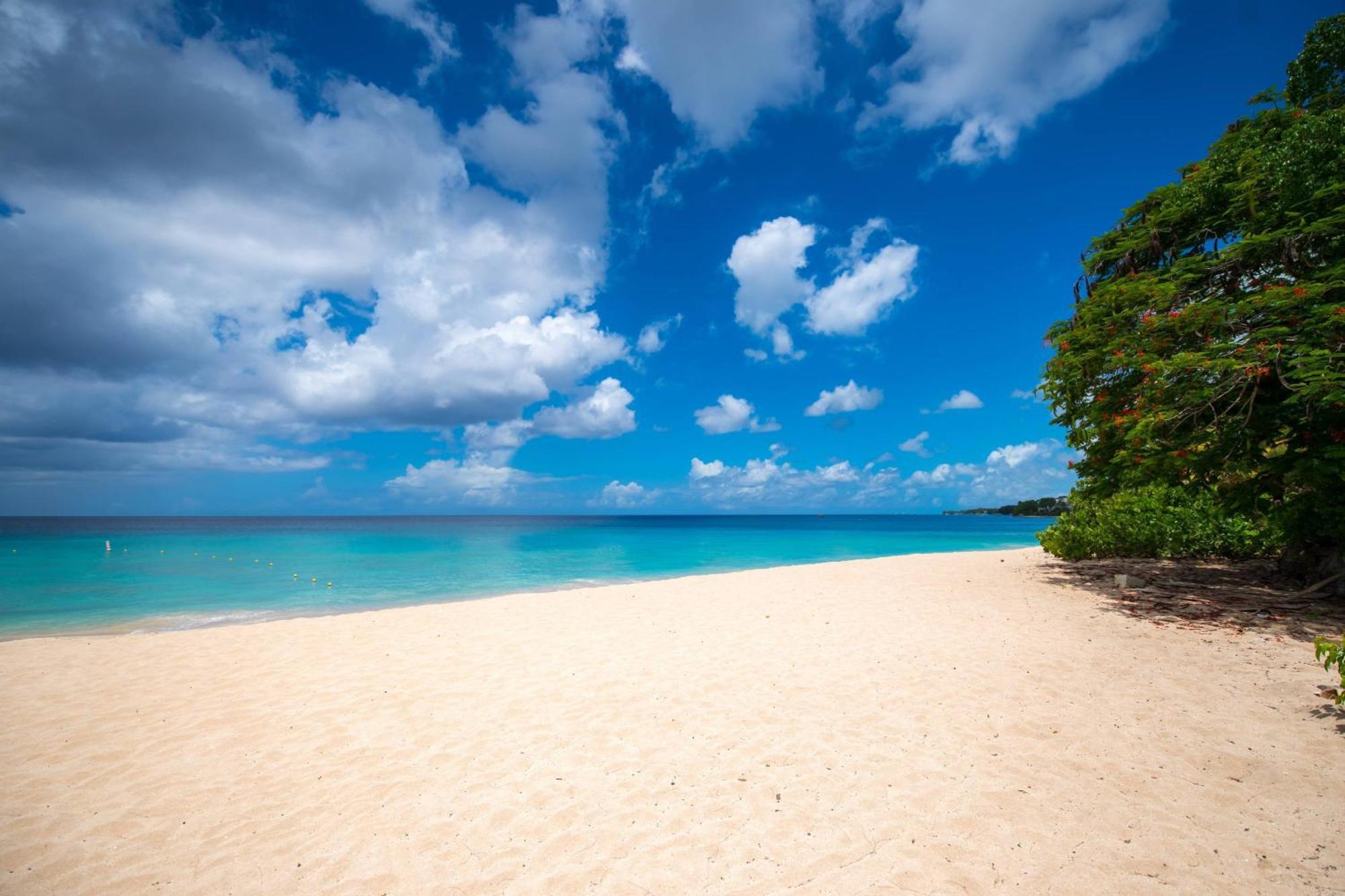 Crystal Cove By Elegant Hotels - All-Inclusive Saint James Esterno foto