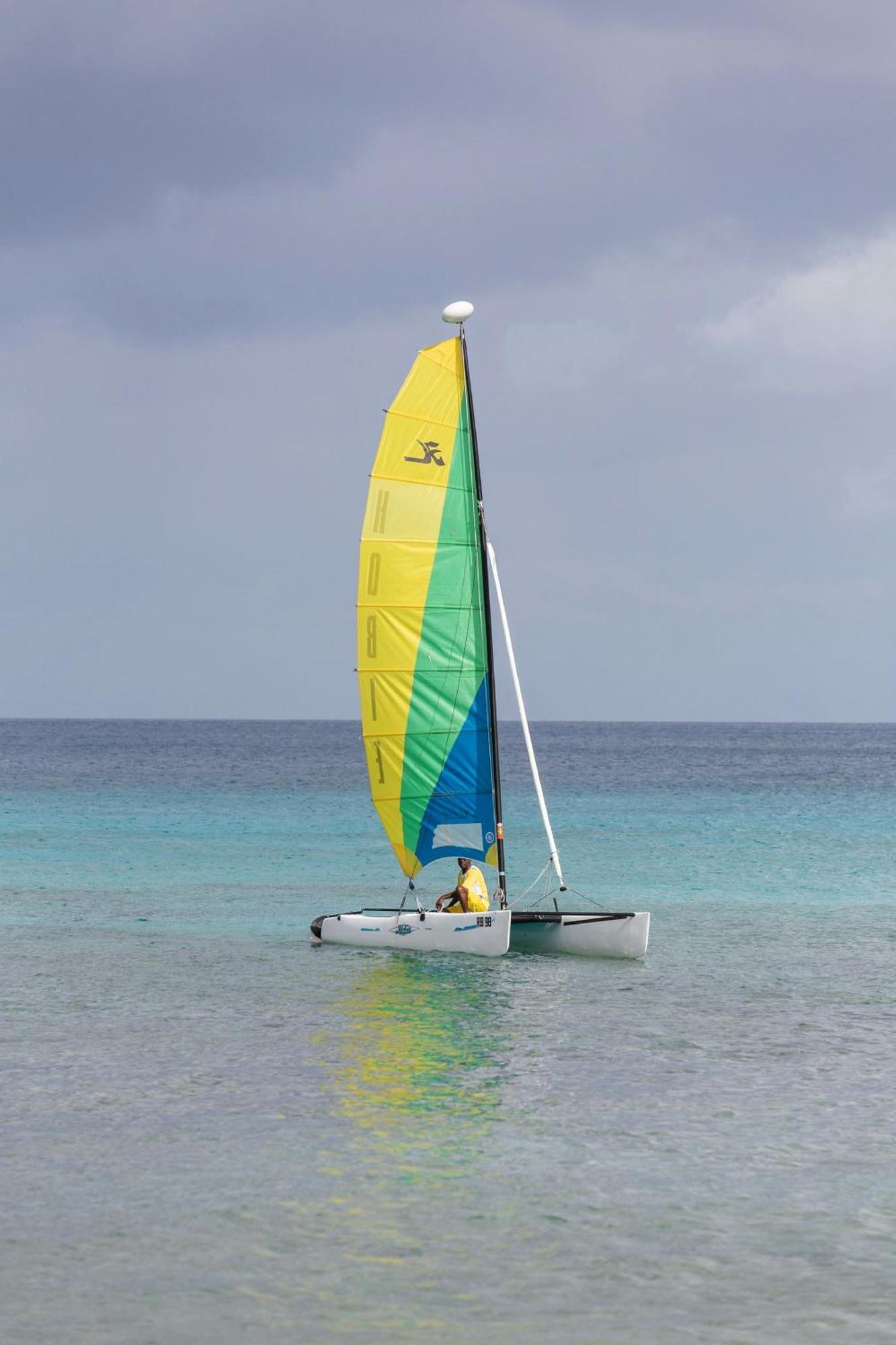 Crystal Cove By Elegant Hotels - All-Inclusive Saint James Esterno foto