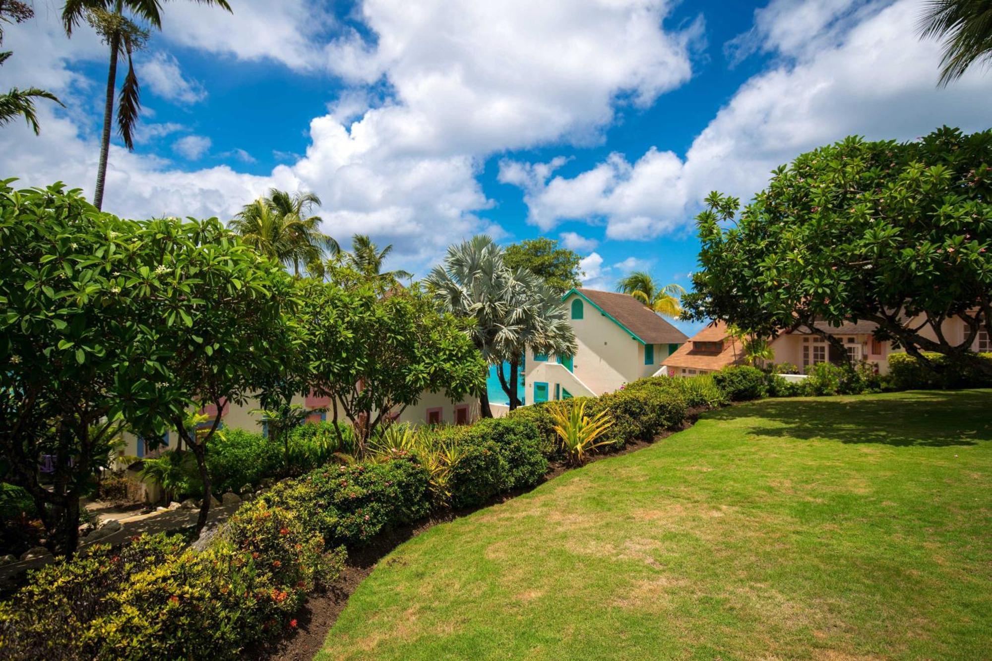 Crystal Cove By Elegant Hotels - All-Inclusive Saint James Esterno foto
