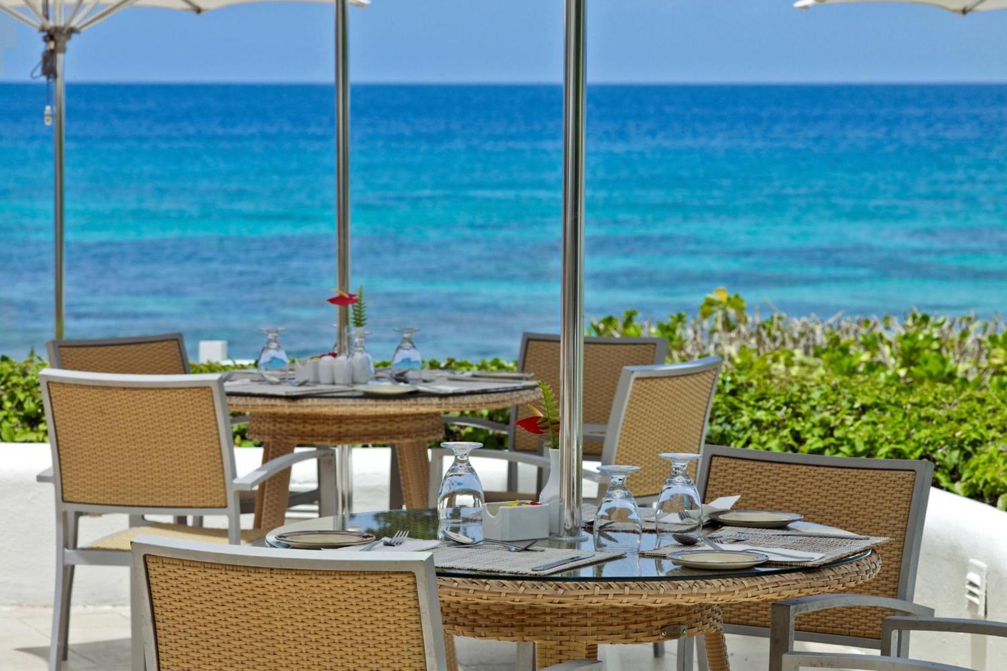 Crystal Cove By Elegant Hotels - All-Inclusive Saint James Esterno foto