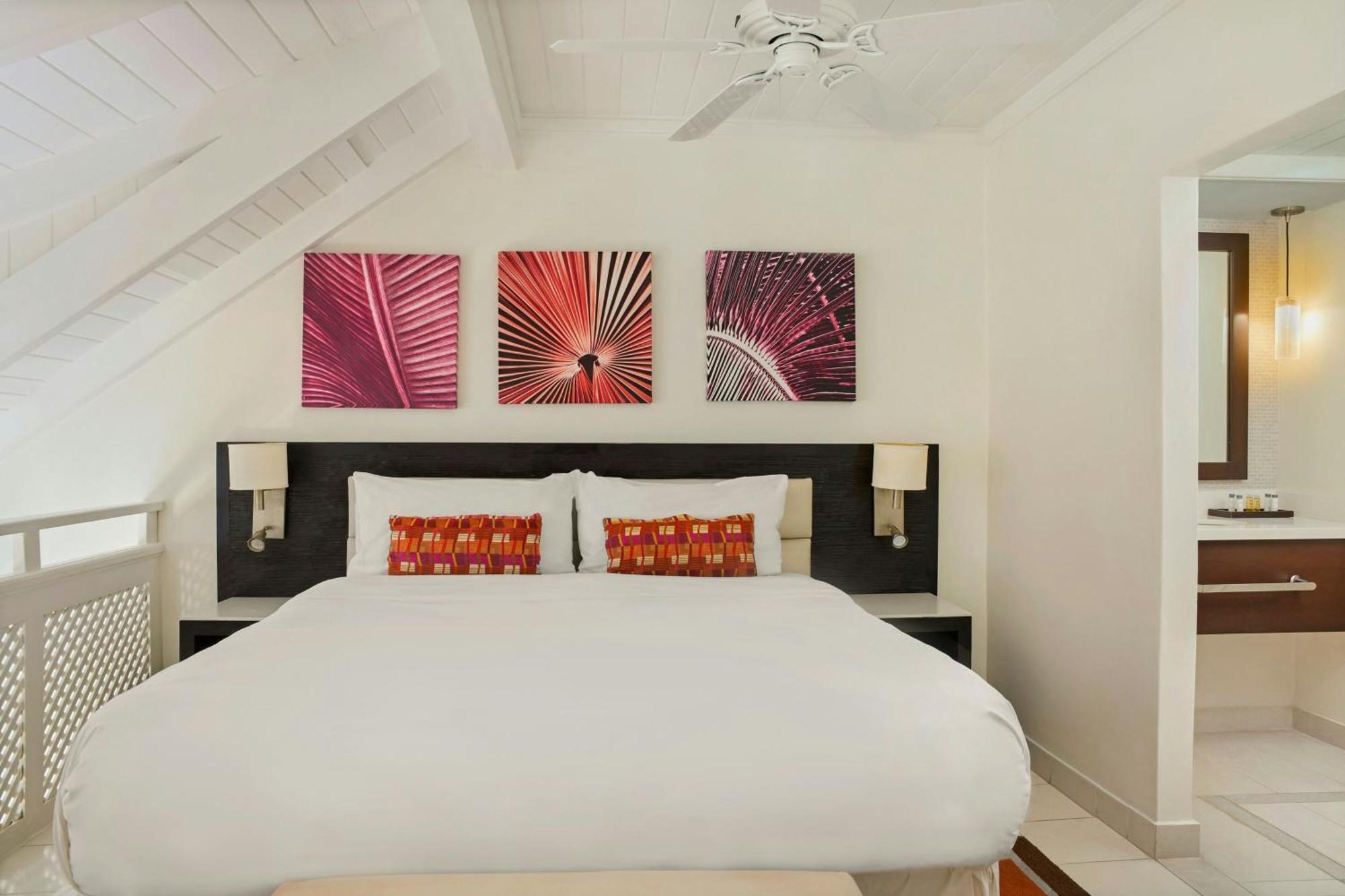 Crystal Cove By Elegant Hotels - All-Inclusive Saint James Esterno foto