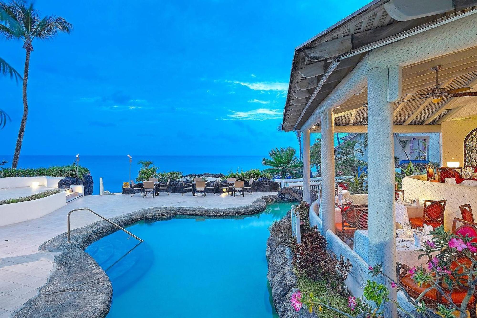 Crystal Cove By Elegant Hotels - All-Inclusive Saint James Esterno foto